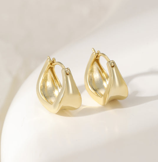 Tamy Chunky Gold Huggie Earrings