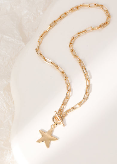 Beam Link Necklace with T-Bar Fastening and Star in Gold